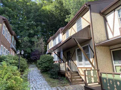 lakeland clarks village